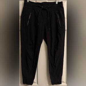 Athleta Women’s Trekkie Black Joggers 8P